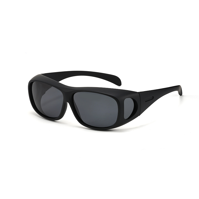 0002 Sluneční brýle s bundou pro outdoorové aktivity